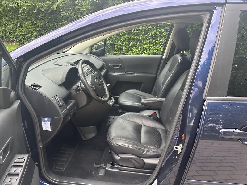 Mazda 5 1.8 Exclusive - fotka 17 z 28