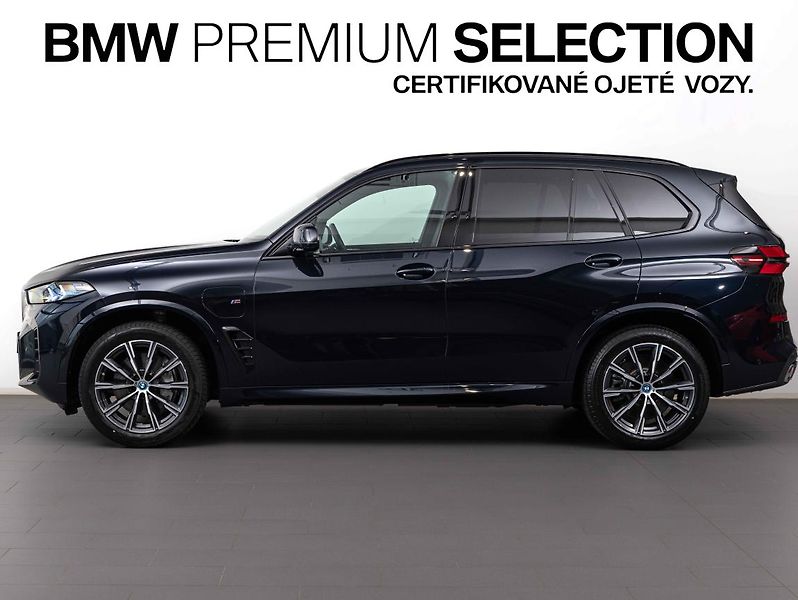BMW X5 xDrive50e - fotka 3 z 24