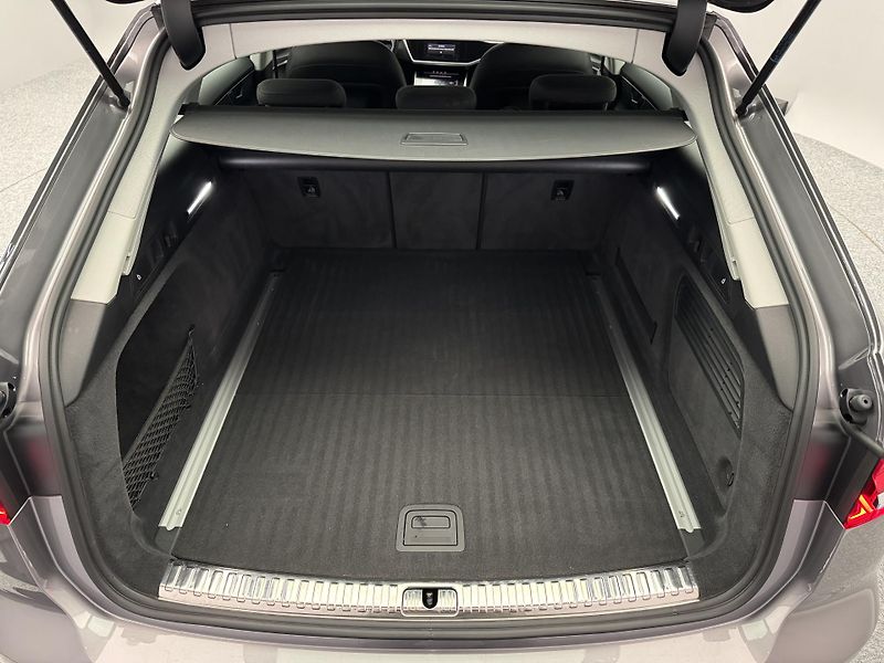Audi A6 AVANT 3.0 TDI 50 QUATTRO CZ - fotka 5 z 52