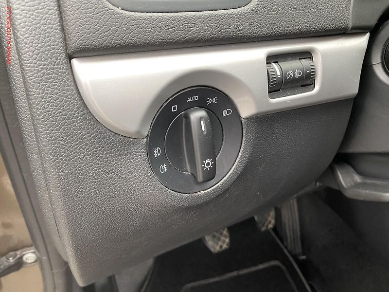 Škoda Yeti (2013) 1.4 TSi, Ambition, TZ, park - fotka 14 z 15