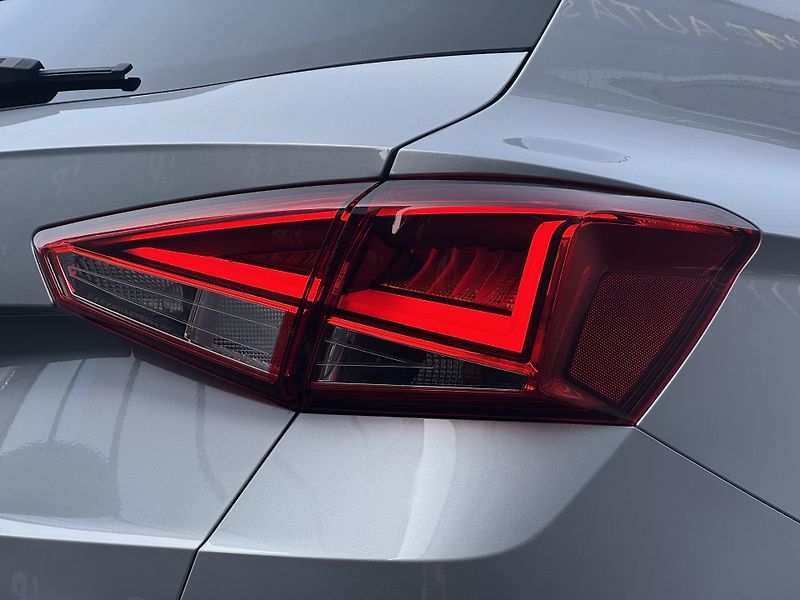 Seat Arona (2019) 1.0TSi 85kW DSG, Virtual - fotka 43 z 54