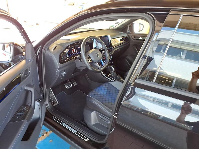 Volkswagen T-Roc (2024) - fotka 5 z 6