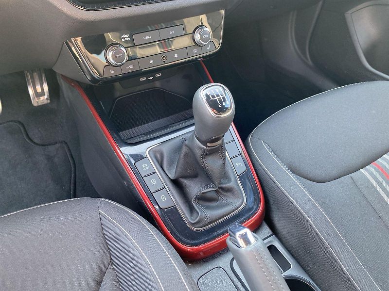 Škoda Fabia (2025) 1.0 TSI Monte Carlo - fotka 25 z 32