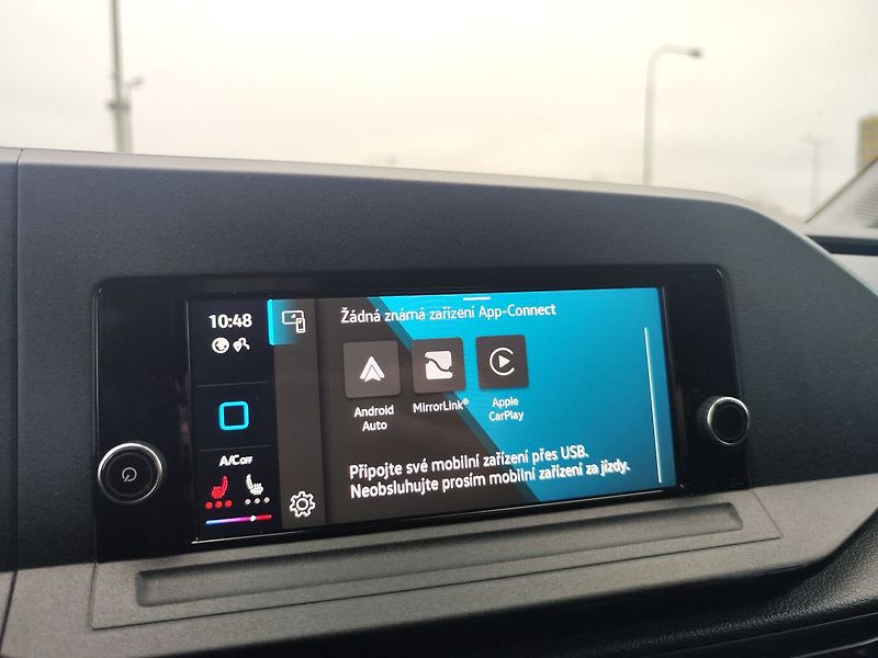 Volkswagen Caddy 2.0 TDI/75kW Life ČR - fotka 16 z 30
