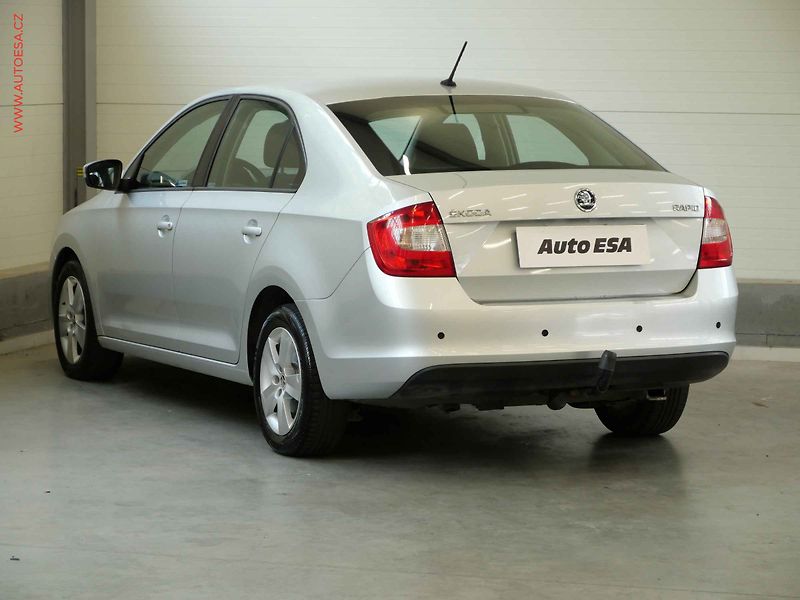 Škoda Rapid (2015) 1.4 TDi, ČR, Ambition, TZ - fotka 6 z 19
