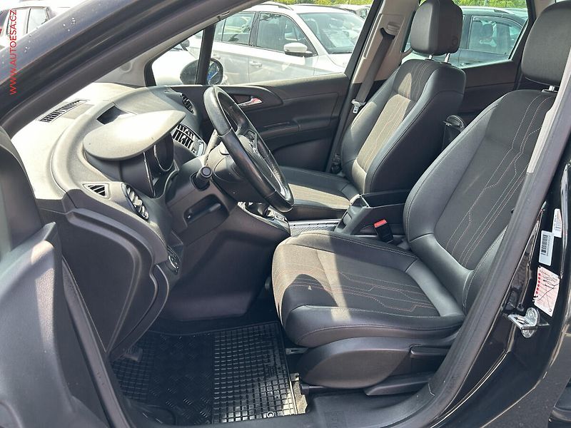 Opel Meriva (2012) 1.7CDTI, AC, výhřev sed - fotka 8 z 15