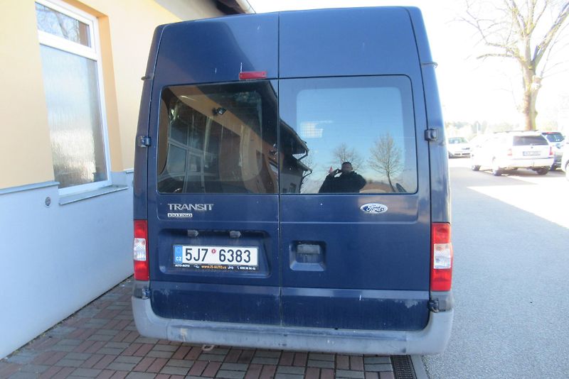 Ford Transit 260S 2.2 TDCi KLIMA NOVÁ STK - fotka 9 z 14