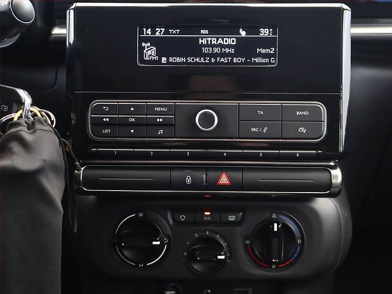 Citroën C3 (2017) 1.2 PureTech, ČR,1.maj - fotka 9 z 13