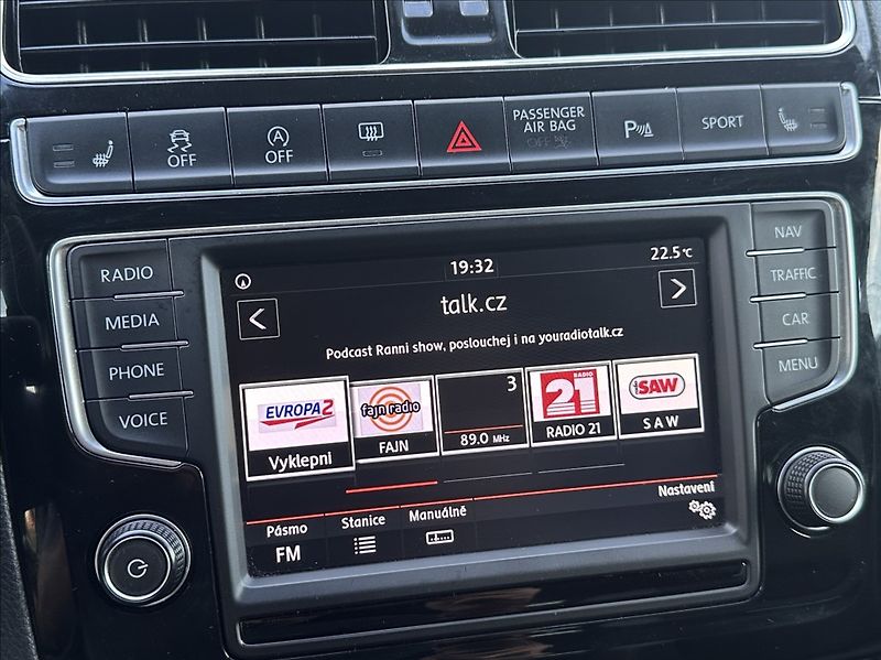 Volkswagen Polo 1,8 TSI 192PS  GTI DSG - fotka 32 z 51