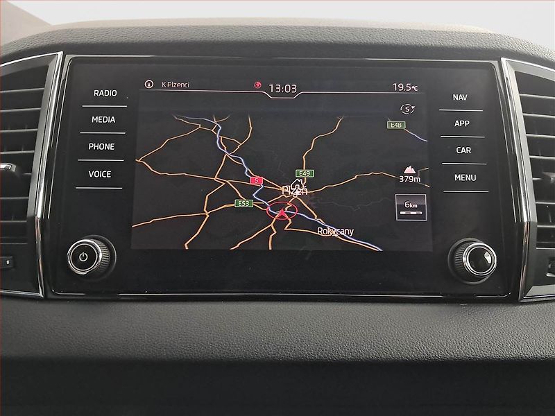 Škoda Karoq (2019) Ambition 2.0 TDI, Navi - fotka 13 z 19