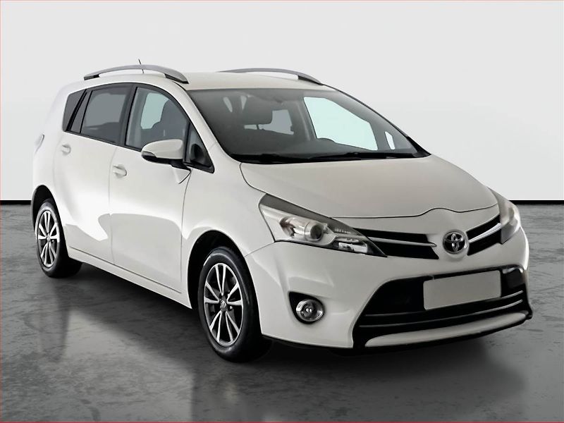Toyota Verso (2013) 2.0 D-4D, 7 míst, Navi - fotografie inzerátu