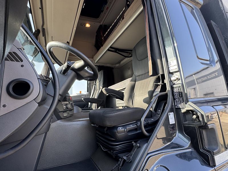 DAF CF (2018) 340 FA* 18TUN*20PALET*ČELO - fotka 16 z 28
