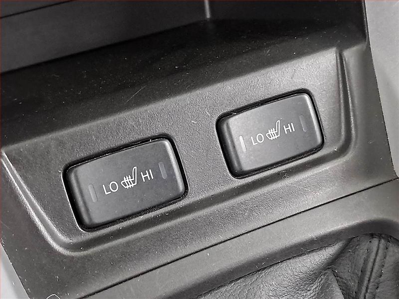 Suzuki Vitara (2015) 1.6 VVT, 4X4, ČR,1.maj - fotka 17 z 21