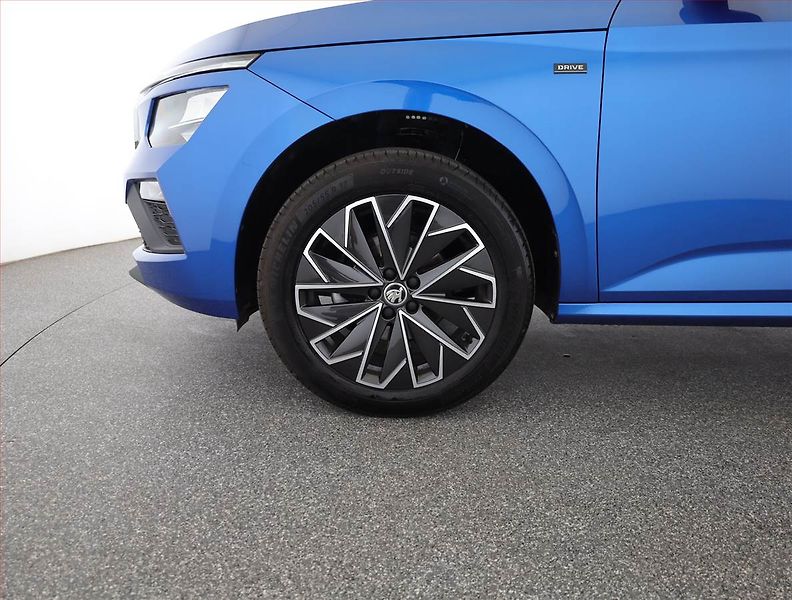 Škoda Kamiq (2025) 1.0 TSI, Drive - fotka 21 z 21