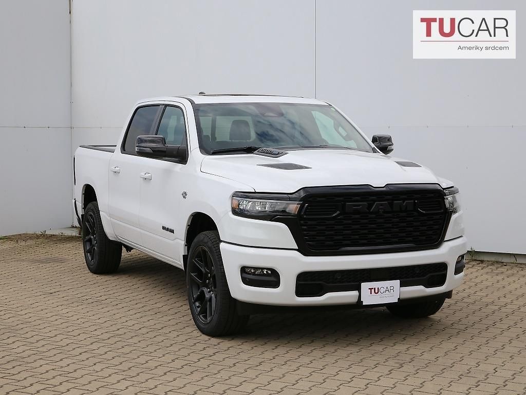 Dodge RAM 1500 Laramie 5.7 V8 HEMI 2026