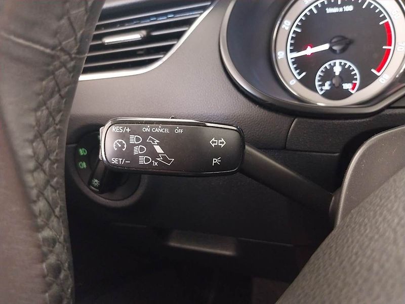 Škoda Octavia (2019) Scout 2.0 TSI, 4X4, Automat - fotka 20 z 26