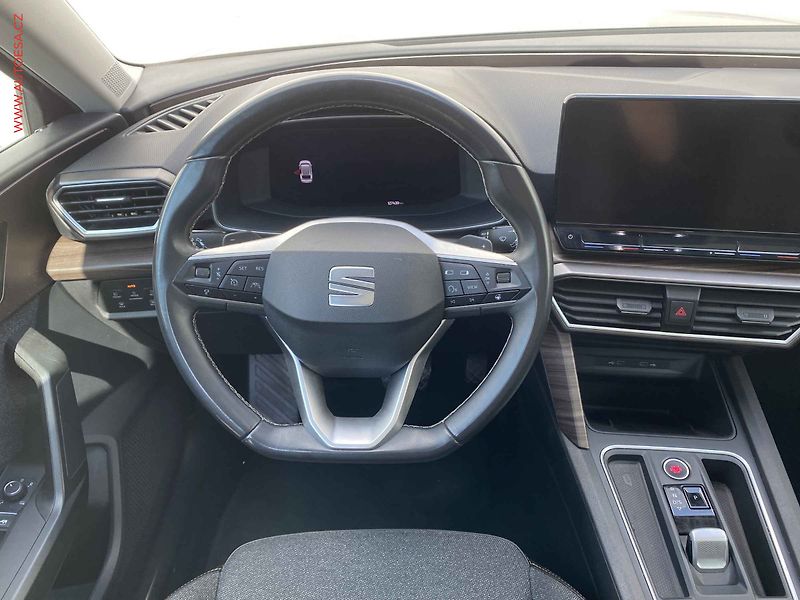 Seat Leon (2021) 2.0 TDi, Xcellence, DSG, TZ - fotka 11 z 20