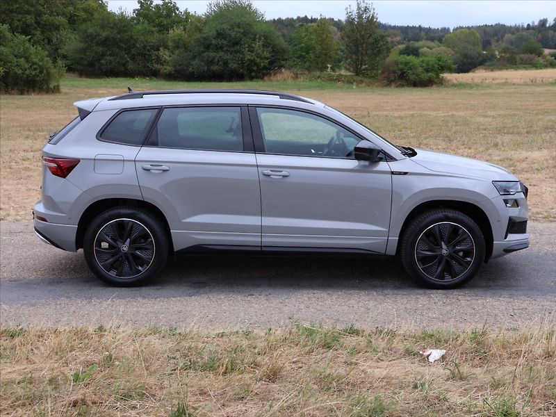 Škoda Karoq 2,0 TDI 4x4 DSG Sportline DPH - fotka 8 z 34