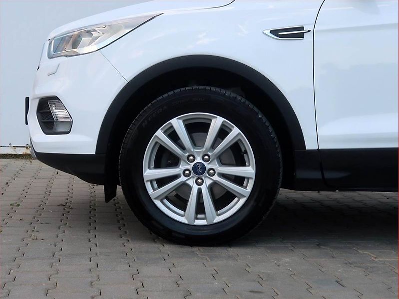 Ford Kuga (2019) 1.5 TDCi, Serv.kniha, Navi - fotka 15 z 17