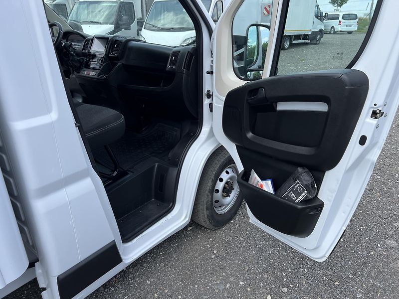 Fiat Ducato 2.3,130kw,8p,čelo,měchy,1.maj. - fotka 23 z 40