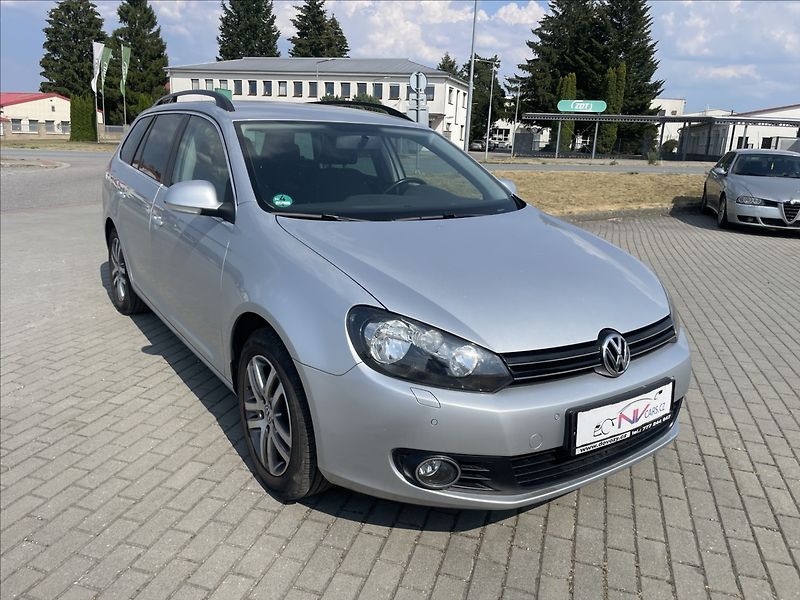 Volkswagen Golf 1,4 TSi 90kw Variant po rozvod - fotka 6 z 38