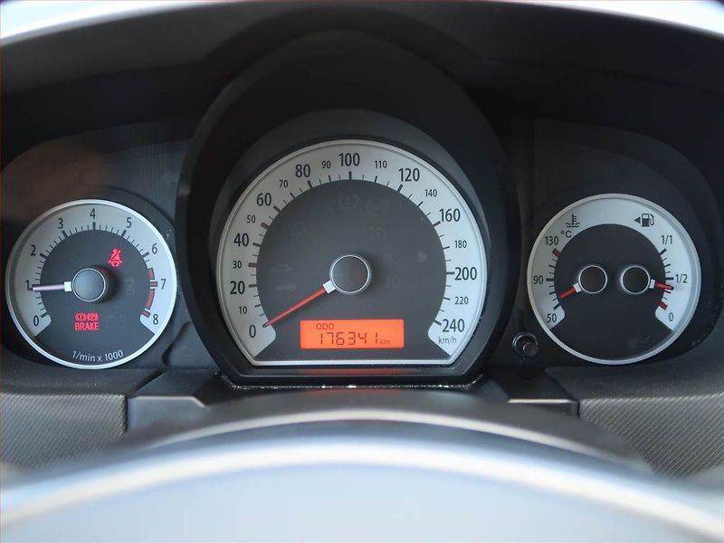 Kia Ceed (2009) 1.6 CVVT, nová STK, udržované - fotka 11 z 16