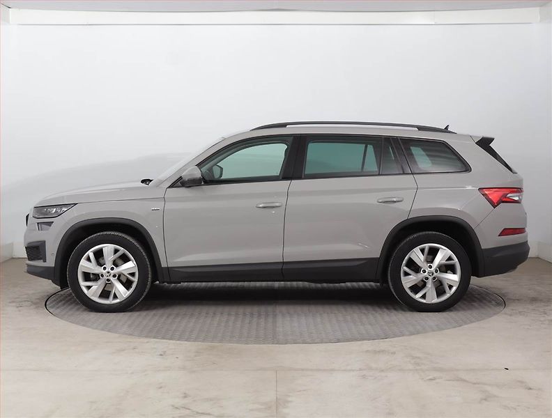 Škoda Kodiaq (2021) Ambition 1.5 TSI - fotka 3 z 23