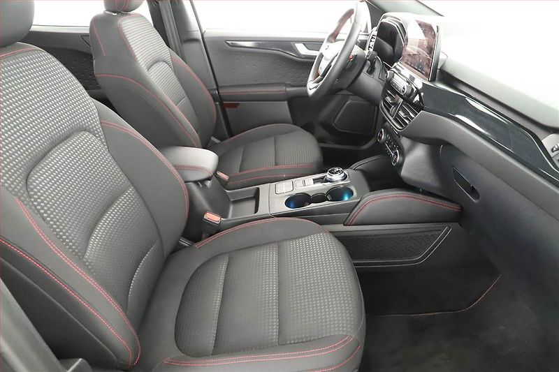 Ford Kuga (2020) ST-Line 2.0 EcoBlue - fotka 7 z 20