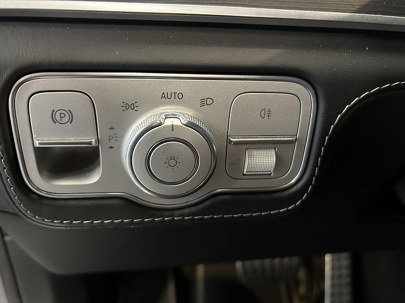 Mercedes-Benz GLE (2021) AMG 53 4MATIC+ 22