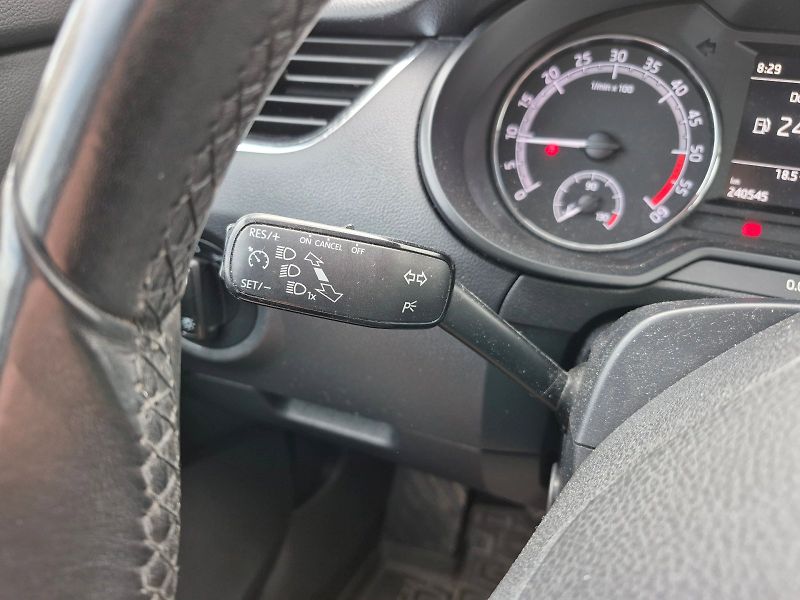 Škoda Octavia (2019) Ambition PLUS 1.6 TDI 85kW Com - fotka 14 z 26