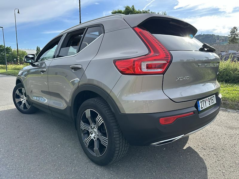 Volvo XC40 (2020) D3|Ins|Pano|Kam|Kůže|Tažné|Top - fotka 5 z 16