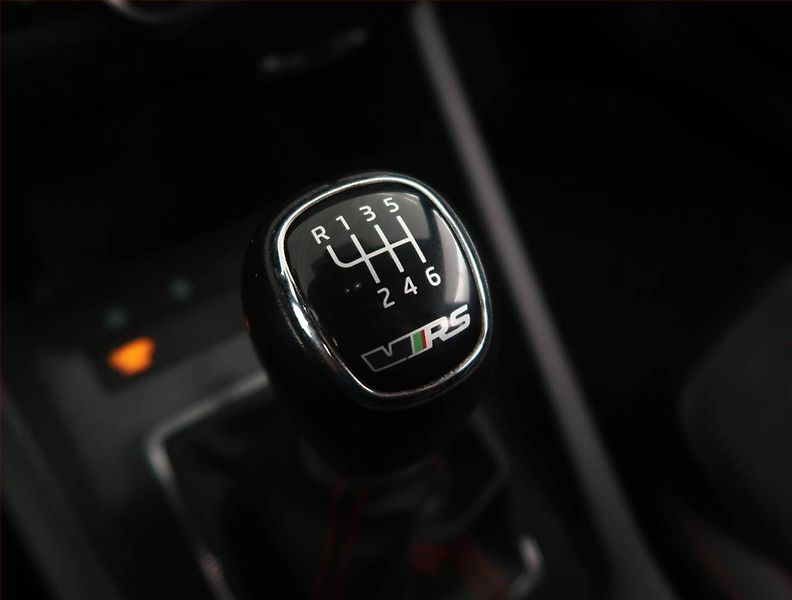 Škoda Octavia (2018) RS 2.0 TDI, Serv.kniha, Kůže - fotka 19 z 19