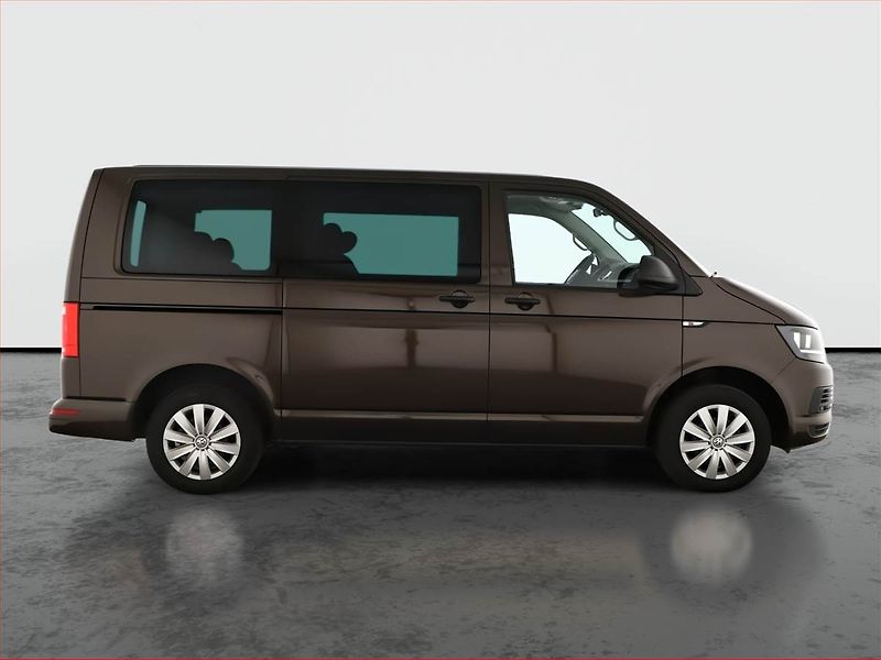 Volkswagen Multivan (2018) 2.0 TDI - fotka 6 z 18