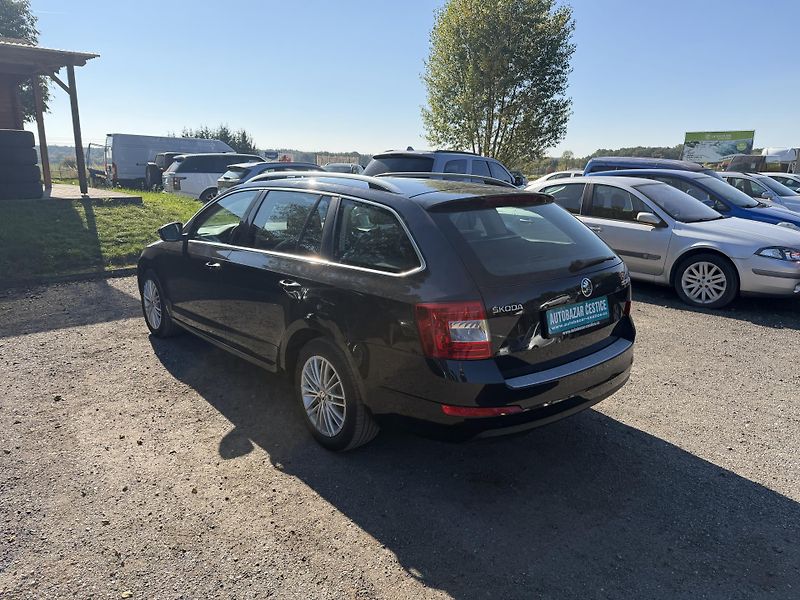 Škoda Octavia (2013) 1.2 TSI 77kw ELEGANCE - fotka 8 z 23
