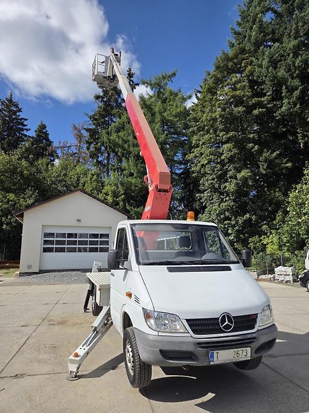 Mercedes-Benz Sprinter (2005) 311CDi  VYS. PLOŠINA  ZADÁNO - fotka 35 z 40