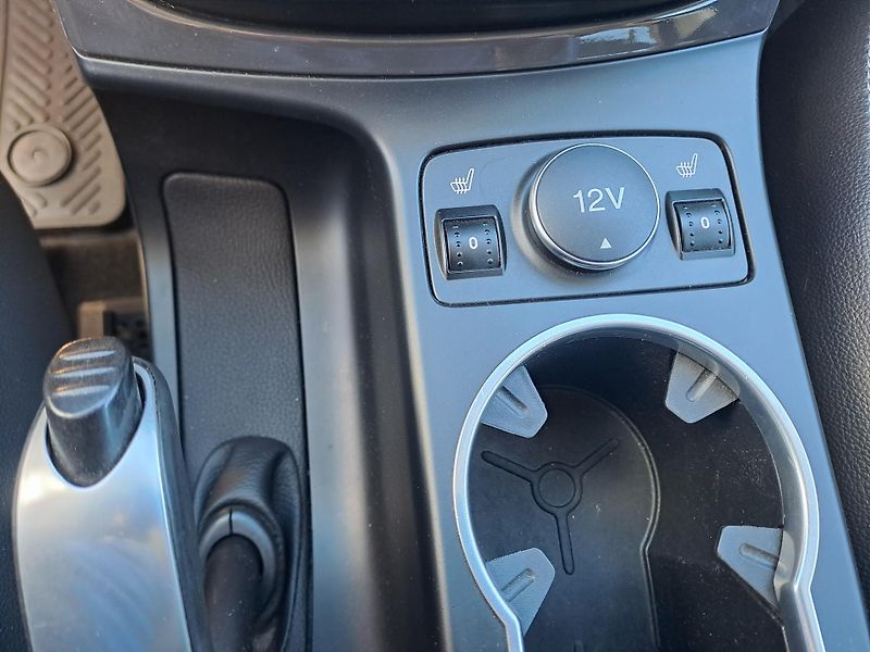 Ford Kuga (2015) 1.8 EB SERVISKA PĚKNÝ STAV - fotka 24 z 29