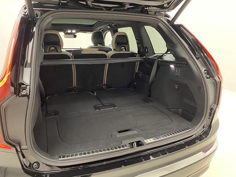 Volvo XC90 (2026) T8 AWD Plug-in BRIGHT PLUS 7m - fotka 5 z 71