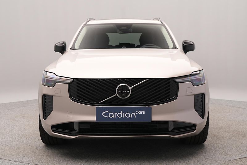 Volvo XC90 (2026) T8 AWD Plug-in ULTRA DARK 7m - fotka 15 z 29