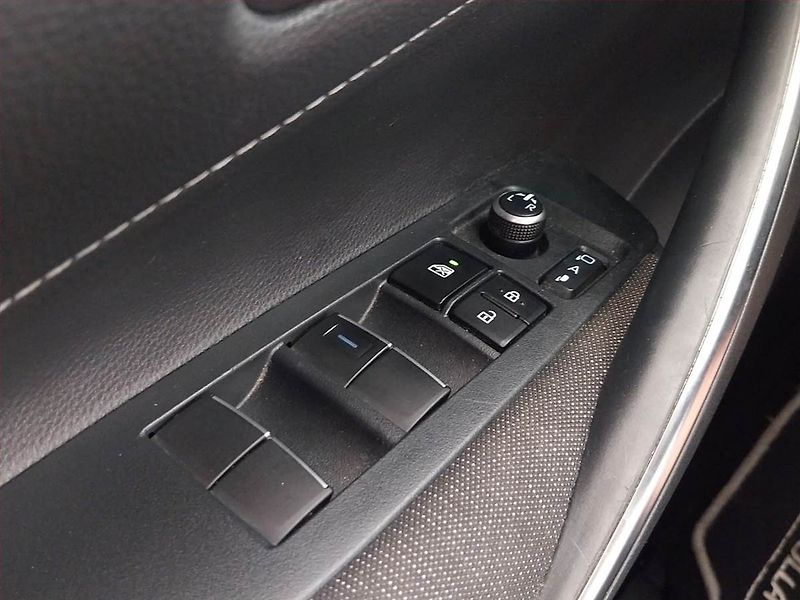 Citroën C-Elysée (2018) 1.6 VTi, ČR,1.maj, Serv.kniha - fotka 12 z 13
