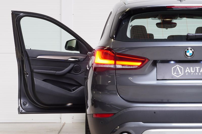 BMW X1 Xdrive20d,ČR,ACC,Tažné,Pano - fotka 12 z 37
