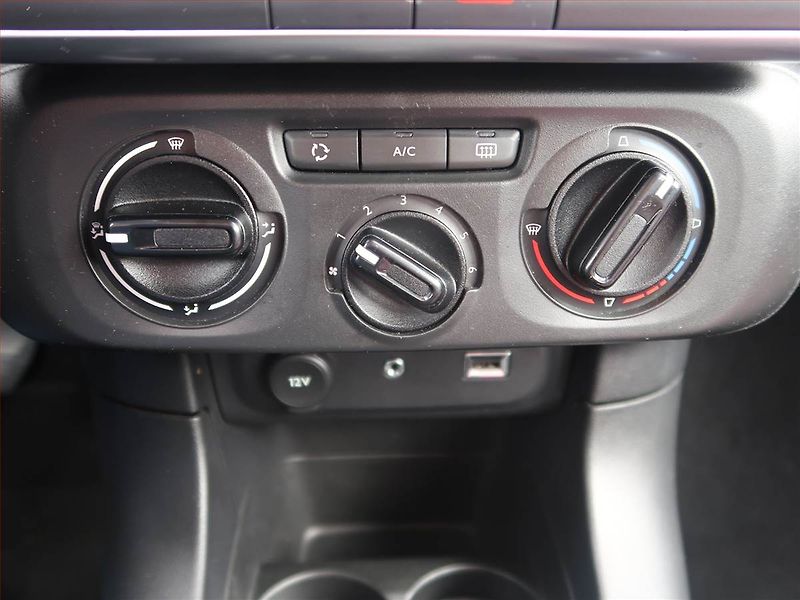 Citroën C3 (2017) 1.2 PureTech, Serv.kniha - fotka 14 z 16