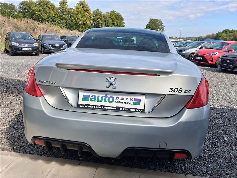 Peugeot 308 1,6 - fotka 6 z 12