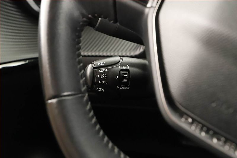 Peugeot 208 (2020) 1.2 PureTech, ČR,1.maj - fotka 13 z 15