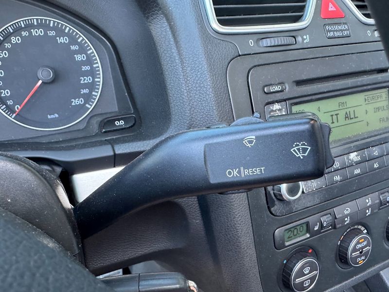 Volkswagen EOS (2006) 2.0 FSi - fotka 25 z 35