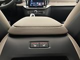 Volvo XC90 (2026) B5 AWD AUT BRIGHT PLUS 7míst - náhled 62
