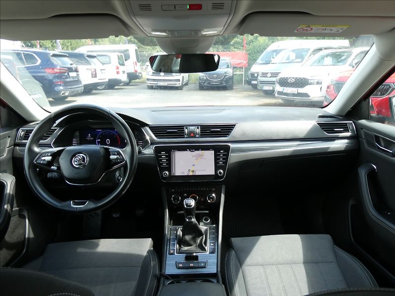 Škoda Superb 1,5 TSi 110kW STYLE+, NAVI,LED - fotka 26 z 37