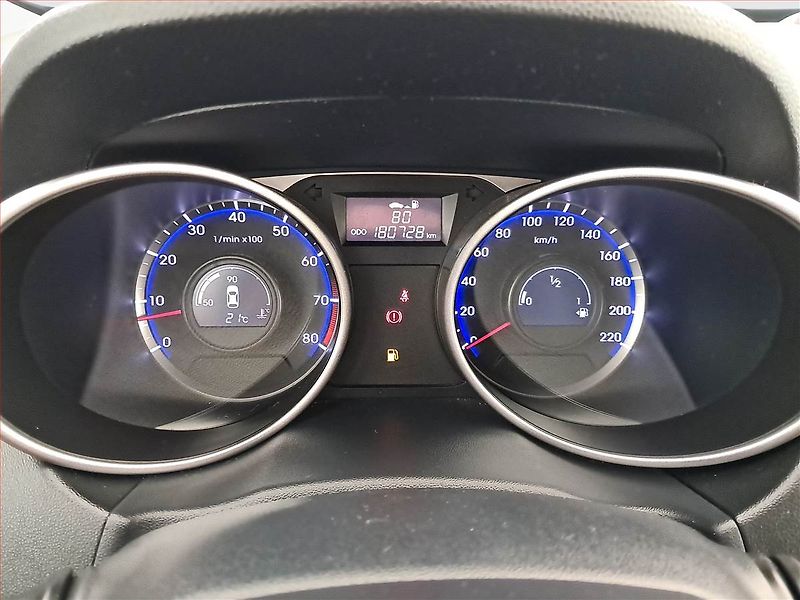 Hyundai ix35 (2013) 1.6 GDI, Serv.kniha, Tempomat - fotka 11 z 16