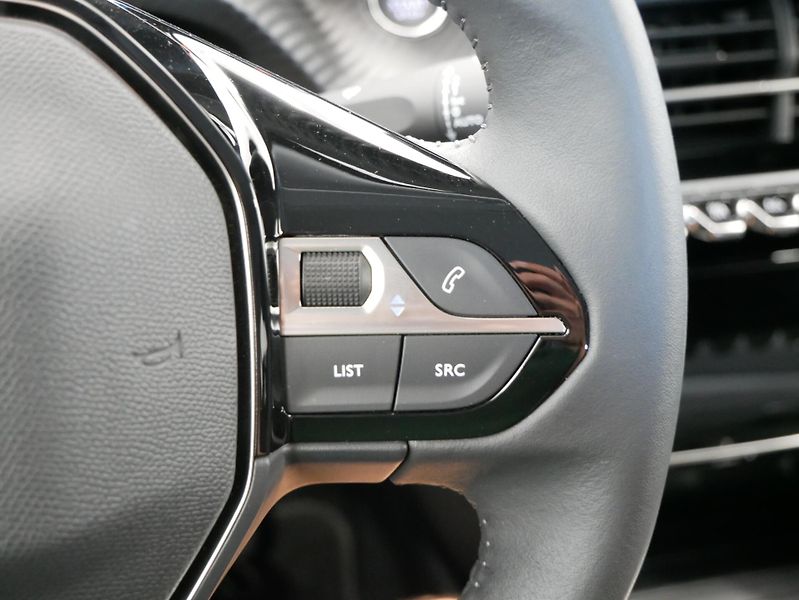 Peugeot 2008 - fotka 16 z 27