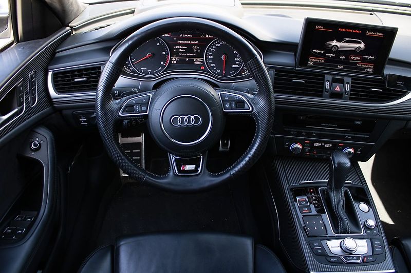 Audi A6 - fotka 22 z 24