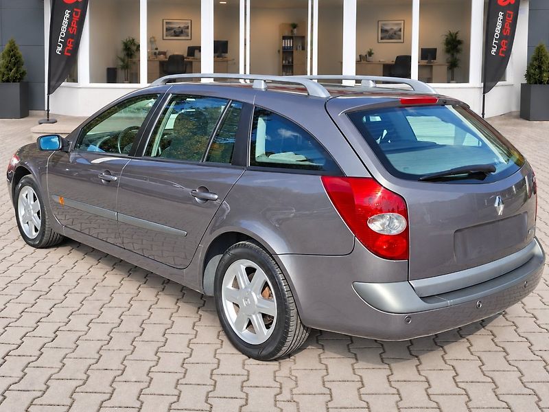 Renault Laguna (2004) 1.9dCi 79kW - fotka 6 z 28